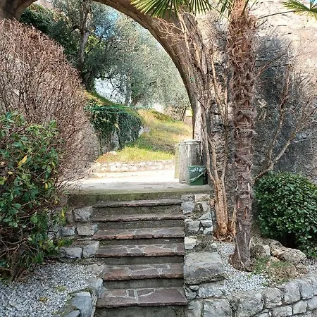 Zu - Lakeside Riva di Solto