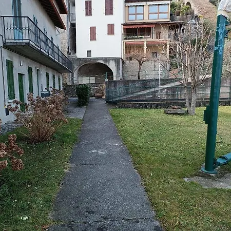 Zu - Lakeside Lägenhet Riva di Solto