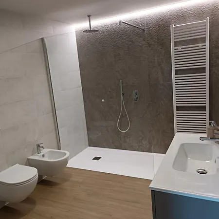 Zu - Lakeside Lägenhet Riva di Solto