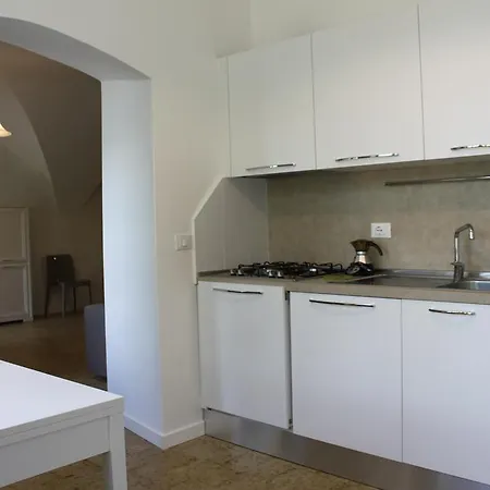 Zu - Lakeside Lägenhet *